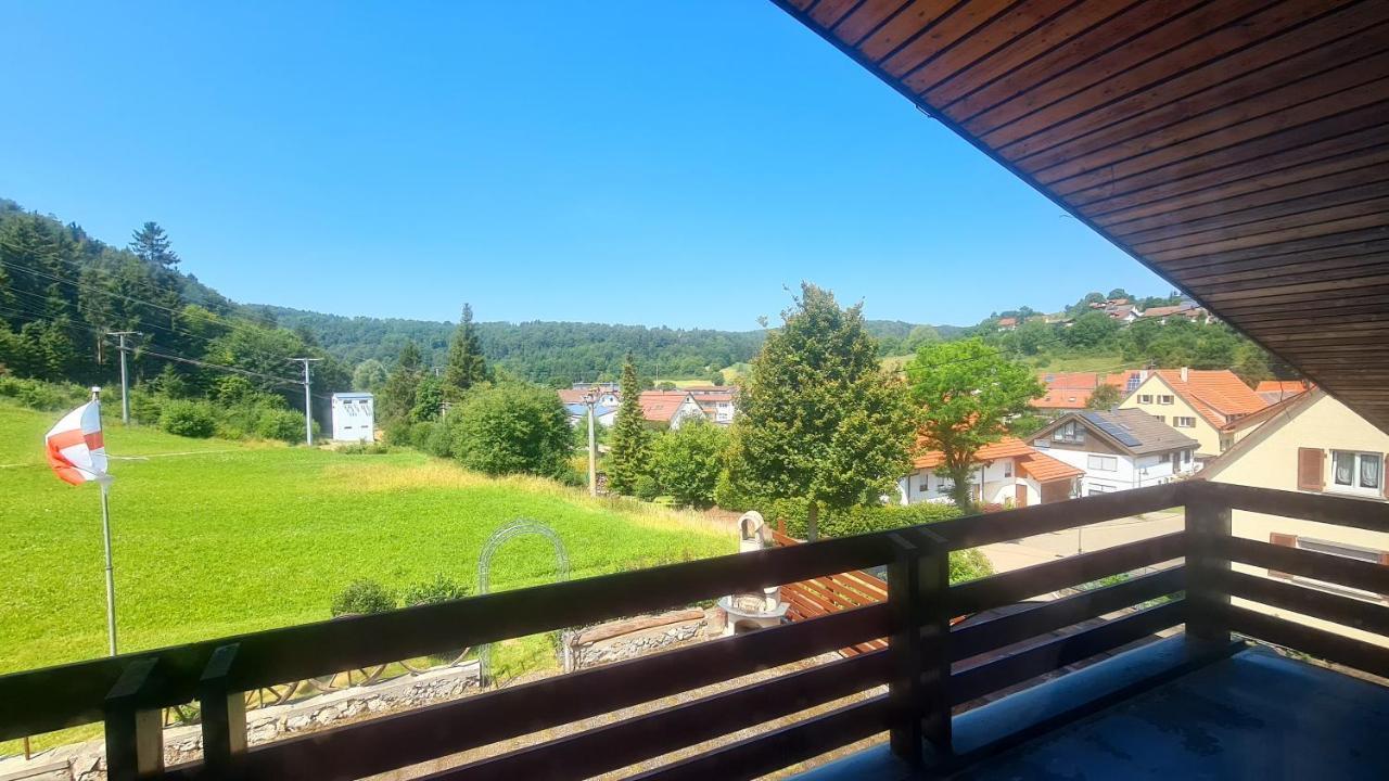 Ferienhaus Waldblick Sonnenbühl Eksteriør billede