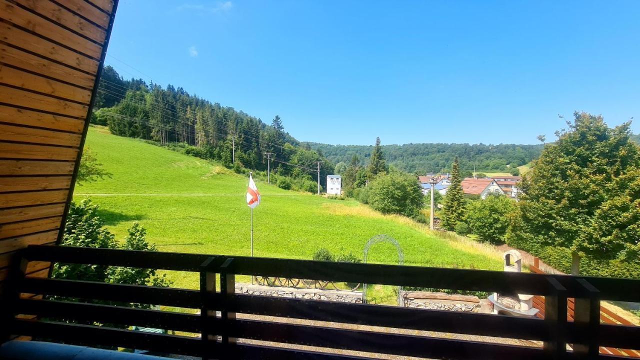 Ferienhaus Waldblick Sonnenbühl Eksteriør billede